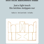 Diederik De Beir presenteert Lam Gods dichtbundel in tien talen.